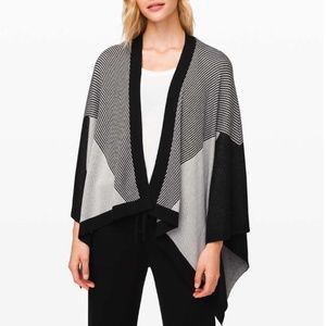 Lululemon Here for Serenity Wrap cashmere blend (OS)